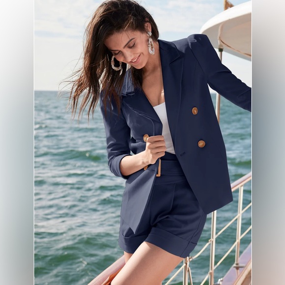 Blazer and Shorts SET - Picture 4 of 6